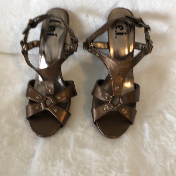 Women’s Size 6 Sexy Skinny Heel Sandal - Picture 1 of 2